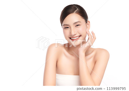 Beautiful young asian woman with clean fresh skin on white background, Face care, Facial treatment, Cosmetology, beauty and spa, Asian women portrait. 113999795