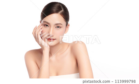 Beautiful young asian woman with clean fresh skin on white background, Face care, Facial treatment, Cosmetology, beauty and spa, Asian women portrait. Beautiful young asian woman with clean fresh skin on white background, Face care, Facial treatment, Cosmetology, beauty and spa, Asian women portrait. 113999798