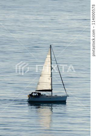 yacht sailing the sea, clear sky and blue water, recreational sport yacht sailing the sea, clear sky and blue water, recreational sport 114000578