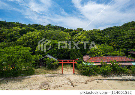 蔦島是位於香川縣三豐市仁王町的無人島 114001552
