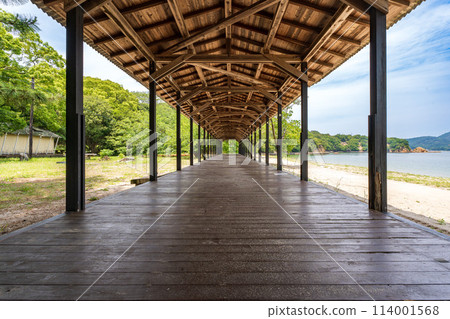 Tsutashima is an uninhabited island in Nio-cho, Mitoyo City, Kagawa Prefecture. 114001568