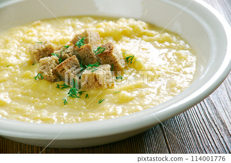 Tyrolean potato milk soup 114001776