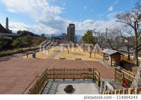 View from the Inari Tower at Maizuru Castle Park Square in Kofu City, Yamanashi Prefecture 114004243