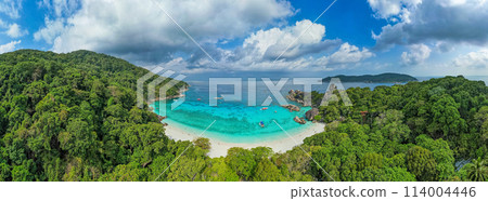Aerial view of Similan island in Phang Nga, Thailand 114004446