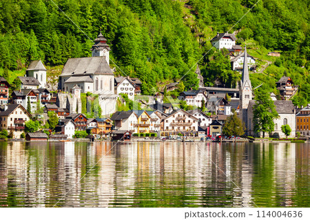 Hallstatt old town, Austria 114004636