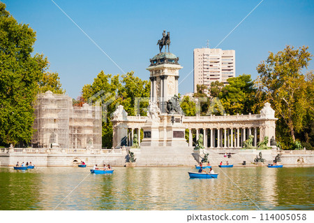 The Buen Retiro Park in Madrid, Spain 114005058