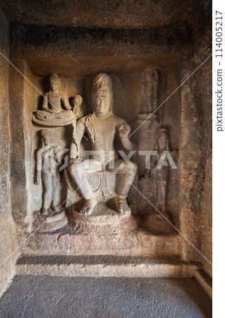 Relief carvings at Kailash Temple, Ellora 114005217