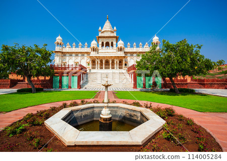Jaswant Thada mausoleum in Jodhpur, India Jaswant Thada mausoleum in Jodhpur, India 114005284