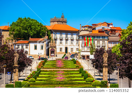 Largo Republica Brasil square, Guimaraes Largo Republica Brasil square, Guimaraes 114005352