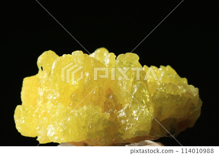 Natural Sulfur/Sulfur 114010988