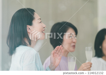 female, lady, woman 114012132