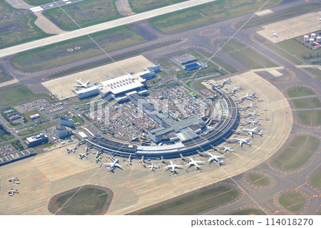 新千歲機場航站樓 從定期航班拍攝 新千歲機場航站樓 從定期航班拍攝 114018270