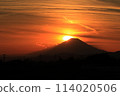 The sun setting over Mount Fuji: Diamond Fuji 114020506