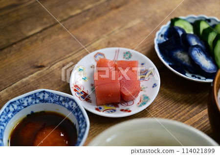 米飯、味噌湯等適合下餐的小菜 米飯、味噌湯等適合下餐的小菜 114021899