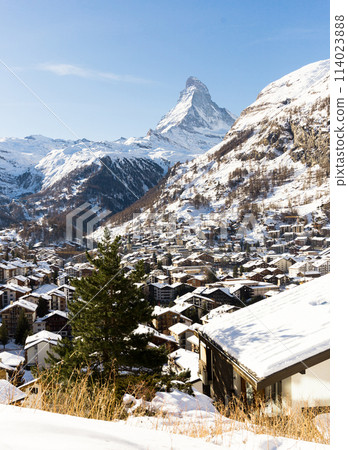 Snowy mountain Matterhorn during the day in winter. Zermatt, swiss alps 114023888