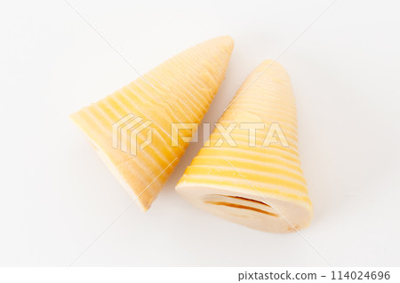 Boiled bamboo shoots on a white background Boiled bamboo shoots on a white background 114024696