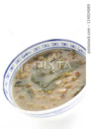 Taiwanese sweets mung bean soup 114024869