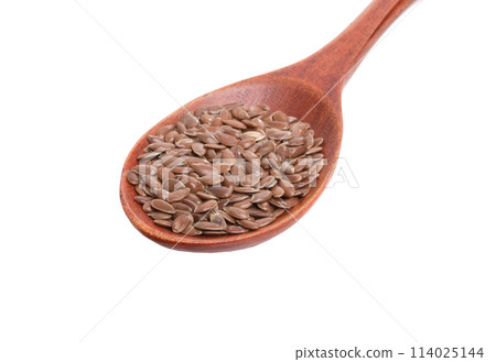 flax seeds in wooden spoon isolated on the white 114025144