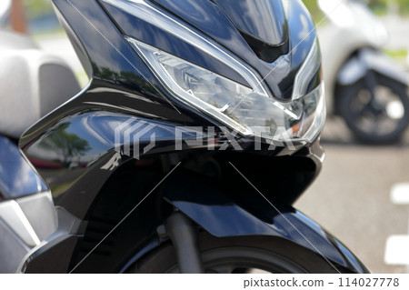 Scooter headlights Scooter headlights 114027778