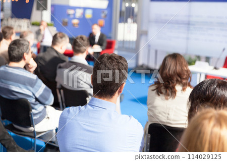 Business presentation or corporate conference Business presentation or corporate conference 114029125