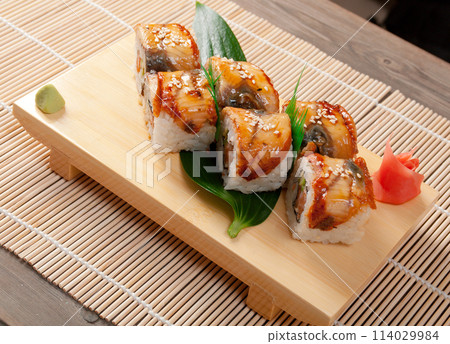 Japanese sushi maki Japanese sushi maki 114029984
