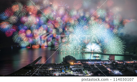 [Kihoku Town, Mie Prefecture] Kihoku Lantern Festival Fireworks 114030107