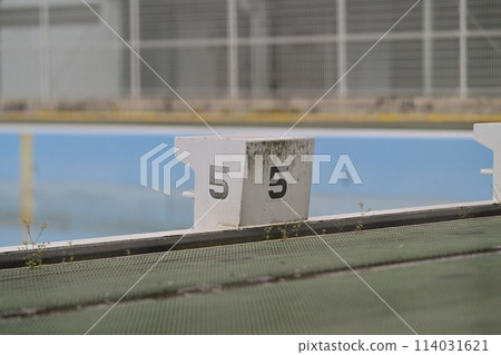 學校泳池跳水板 114031621