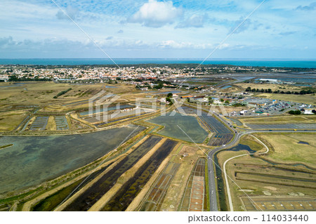 Aerial view of the Salt evaporation ponds in Noirmoutier 114033440