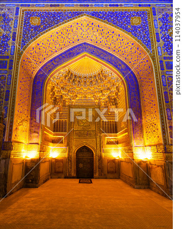 Registan mosaic pattern design background, Samarkand Registan mosaic pattern design background, Samarkand 114037954