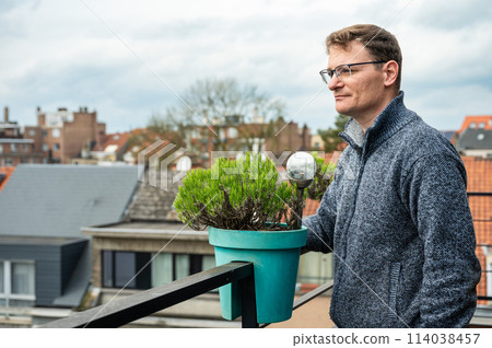 Portrait of a  45 yo business man outdoors, Brussels, Belgium 114038457