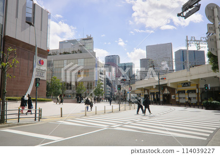 大阪梅田市容 114039227