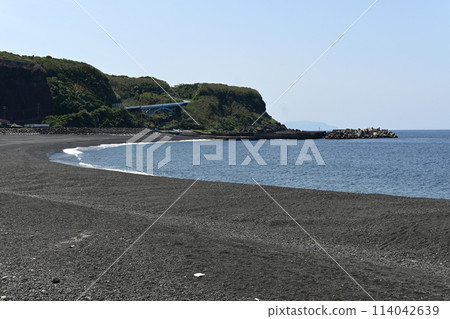 Okubo Beach on Miyake Island in the Izu Seven Islands 114042639