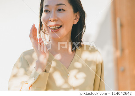 女生 女孩 女性 114042642