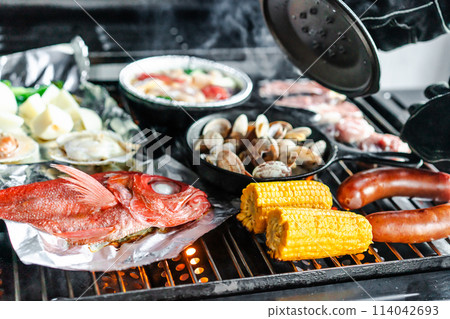 Barbecue BBQ Outdoor 114042693