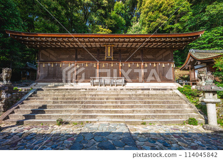 Ujigami Shrine, a Shinto shrine in the city of Uji, Kyoto, Japan. Translation 114045842