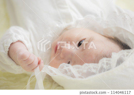 Lying down baby 114046117