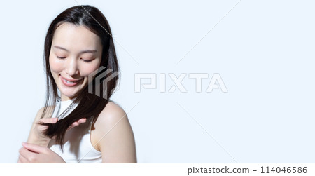 Female portrait beauty image 114046586