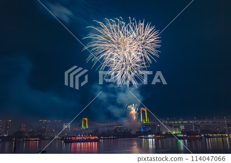 Odaiba Rainbow Fireworks, Tokyo 114047066