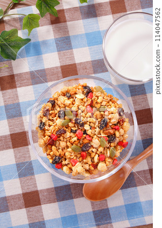 Fruit Granola Healthy Breakfast 114047562