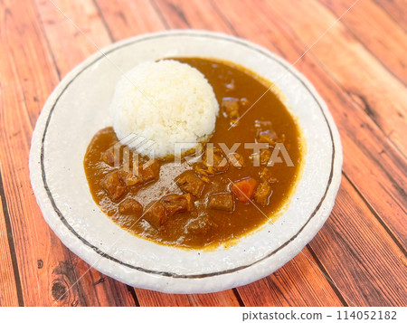 A delicious curry rice A delicious curry rice 114052182