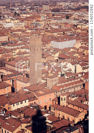 Vintage-style vertical aerial photo of Bologna with terracotta roofs Vintage-style vertical aerial photo of Bologna with terracotta roofs 114052892