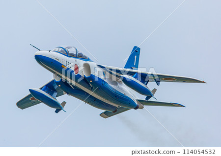 Blue impulse flying in the sky Blue impulse flying in the sky 114054532