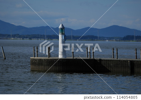 Scenery of Lake Kasumigaura 114054805