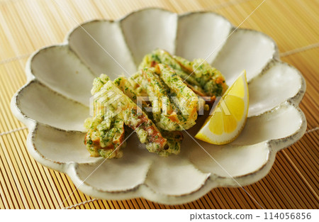 Deep-fried tofu ribbon 114056856