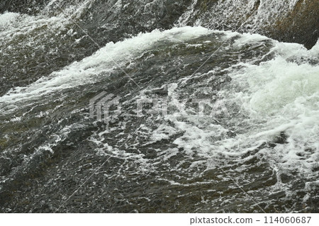 水位上升、洪水破壞、大雨、洪水 水位上升、洪水破壞、大雨、洪水 114060687