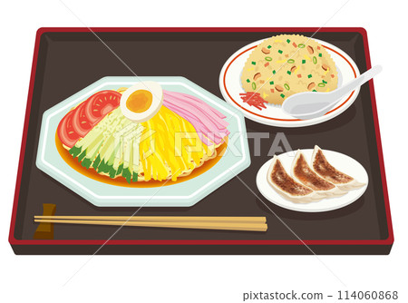 【向量圖】一份冷拉麵、炒飯和餃子套餐的插圖。一份盛放在托盤上的豐盛中式餐點。 114060868