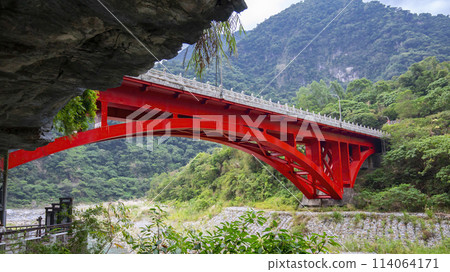 Taiwan, Hualien, Taroko, Sand Card Trail, Red Iron Bridge, Taiwan, Hualien, Taroko, Sand Card, Red Iron Bridge, Taiwan, Hualien, Taroko, Sand Card Trail, Red Iron Bridge, Taiwan, Hualien, Taroko, Sand Card, Red Iron Bridge, 114064171
