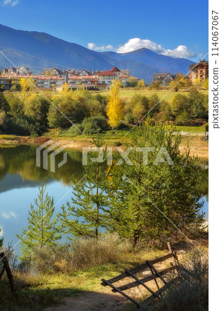Bansko autumn view with lake, Bulgaria Bansko autumn view with lake, Bulgaria 114067067