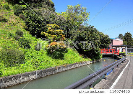 Kitatate Oseki, registered as a World Heritage Irrigation Structure Kitatate Oseki, registered as a World Heritage Irrigation Structure 114074490