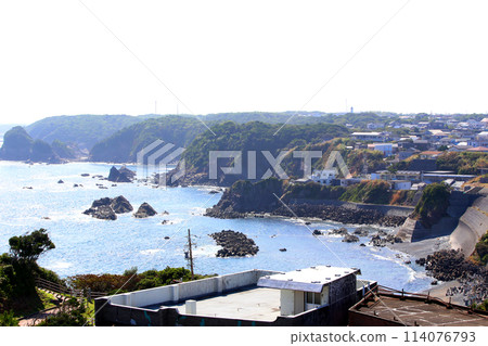大崎燈塔、大崎燈塔、三重縣大王町、山萬山公園、伊勢灣、太平洋、縣立名切漁港、名切久喜城跡 大崎燈塔、大崎燈塔、三重縣大王町、山萬山公園、伊勢灣、太平洋、縣立名切漁港、名切久喜城跡 114076793